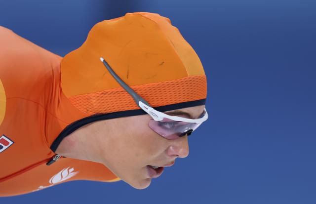 (260209) -- MILAN, Feb. 9, 2026 (Xinhua) -- Jutta Leerdam of the Netherlands competes during the match of speed skating women's 1000m at the Milan-Cortina 2026 Olympic Winter Games in Milan, Italy, Feb. 9, 2026. (Xinhua/Du Xiaoyi)