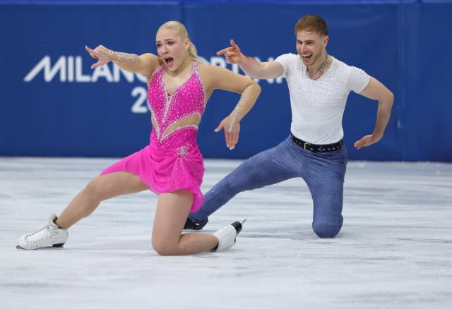 (260209) -- MILAN, Feb. 9, 2026 (Xinhua) -- Natalie Taschlerova (L)/Filip Taschler of the Czech Republic compete during the rhythm dance of figure skating ice dance competition at the Milan-Cortina 2026 Olympic Winter Games in Milan, Italy, Feb. 9, 2026. (Xinhua/Chen Yichen)