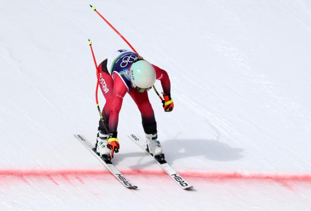 (260210) -- CORTINA D'AMPEZZO, Feb. 10, 2026 (Xinhua) -- Ariane Raedler of Austria competes during the downhill race of the alpine skiing women's team combined at the Milan-Cortina 2026 Olympic Winter Games in Cortina, Italy, Feb. 10, 2026. (Xinhua/Zhang Chenlin)