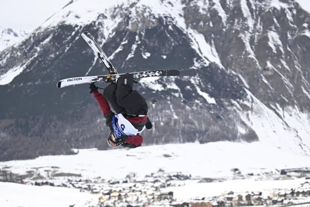 (260210) -- LIVIGNO, Feb. 10, 2026 (Xinhua) -- Matej Svancer of Austria competes during the freestyle skiing men's freeski slopestyle final at the Milan-Cortina 2026 Olympic Winter Games in Livigno, Italy, Feb. 10, 2026. (Xinhua/Xia Yifang)