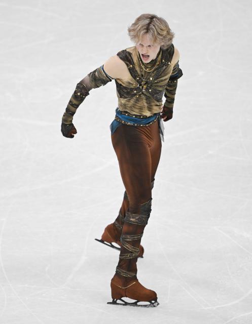 (260211) -- MILAN, Feb. 11, 2026 (Xinhua) -- Ilia Malinin of the United States performs during the short program competition of figure skating men single skating at the Milan-Cortina 2026 Olympic Winter Games in Milan, Italy, Feb. 10, 2026. (Xinhua/Cheng Min)