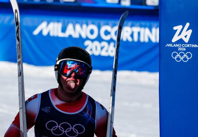 (260211) -- BORMIO, Feb. 11, 2026 (Xinhua) -- Franjo von Allmen of Switzerland reacts after the alpine skiing men's Super-G at the Milan-Cortina 2026 Olympic Winter Games in Bormio, Italy, Feb. 11, 2026. (Xinhua/Yan Linyun)
