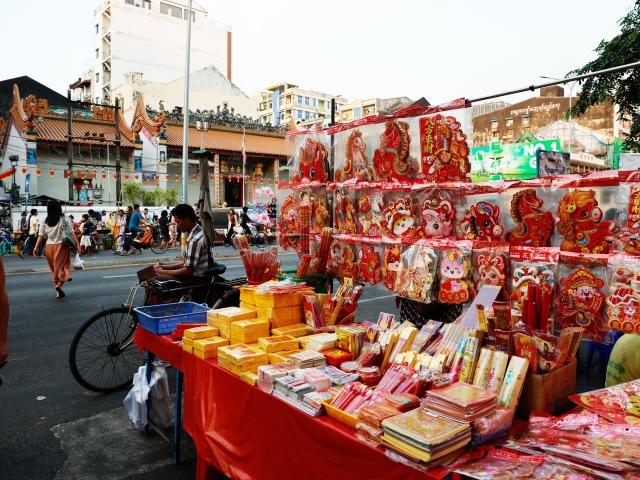 (260211) -- YANGON, Feb. 11, 2026 (Xinhua) -- This photo taken on Feb. 11, 2026 shows Chinese New Year decorations at a shop in Chinatown of Yangon, Myanmar. (Xinhua/Myo Kyaw Soe)