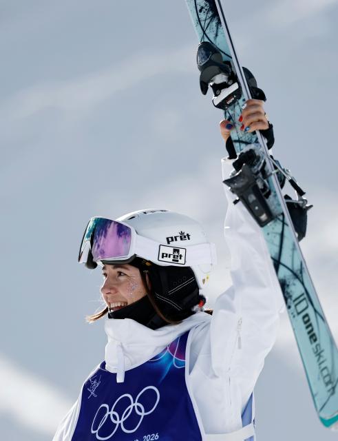 (260211) -- LIVIGNO, Feb. 11, 2026 (Xinhua) -- Jaelin Kauf of the United States celebrates after the freestyle skiing women's moguls final at the Milan-Cortina 2026 Olympic Winter Games in Livigno, Italy, Feb. 11, 2026. (Xinhua/Wang Peng)