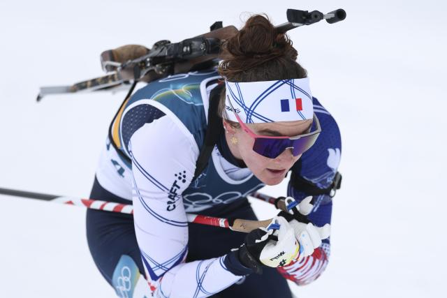 (260211) -- ANTERSELVA, Feb. 11, 2026 (Xinhua) -- Lou Jeanmonnot of France competes during the biathlon women's 15km individual match at the Milan-Cortina 2026 Olympic Winter Games in Anterselva, Italy, Feb. 11, 2026. (Xinhua/Zhang Tao)