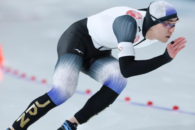 (260212) -- MILAN, Feb. 12, 2026 (Xinhua) -- Nonomura Taiyo of Japan competes during the speed skating men's 1000m match at the Milan-Cortina 2026 Olympic Winter Games in Milan, Italy, Feb. 11, 2026. (Xinhua/Li Jing)
