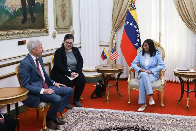 (260211) -- CARACAS, Feb. 11, 2026 (Xinhua) -- Venezuela's acting president Delcy Rodriguez (R) meets with U.S. Energy Secretary Chris Wright (L) in Caracas, Venezuela, on Feb. 11, 2026. Rodriguez met with U.S. Energy Secretary Chris Wright at the Miraflores Palace on Wednesday to review the bilateral energy agenda. (Venezuelan Presidency/Handout via Xinhua)