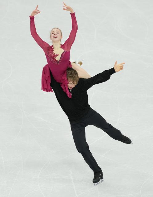 (260212) -- MILAN, Feb. 12, 2026 (Xinhua) -- Milla Ruud Reitan and Nikolaj Majorov of Sweden perform during the free dance competition of figure skating ice dance at the Milan-Cortina 2026 Olympic Winter Games in Milan, Italy, Feb. 11, 2026. (Xinhua/Xue Yuge)