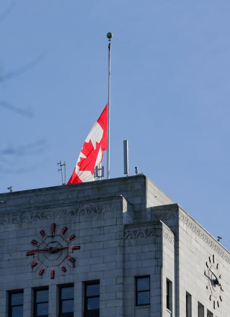 (260212) -- VANCOUVER, Feb. 12, 2026 (Xinhua) -- The Canadian national flag flies at half-mast over Vancouver City Hall in Vancouver, British Columbia, Canada, Feb. 11, 2026.
  Canadian Prime Minister Mark Carney on Wednesday ordered all flags on Parliament Hill and federal buildings across Canada to be flown at half-mast for seven days as the country mourns the victims of a mass shooting in Tumbler Ridge, British Columbia province.
   The shooting claimed 10 lives, including the shooter, making it one of the deadliest mass shootings in Canadian history. (Photo by Liang Sen/Xinhua)