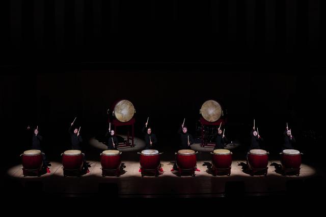 (260212) -- VALENCIA, Feb. 12, 2026 (Xinhua) -- Members of the Shanghai Chinese Orchestra perform during the "Colors of China" concert in Valencia, Spain, Feb. 10, 2026. (Photo by Pablo Morano/Xinhua)