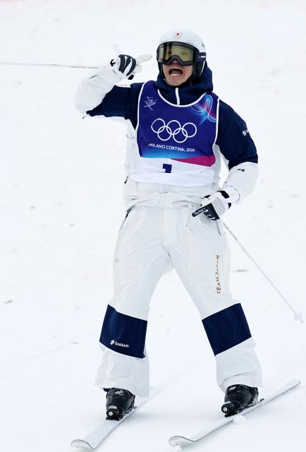 (260212) -- LIVIGNO, Feb. 12, 2026 (Xinhua) -- Horishima Ikuma of Japan reacts after the freestyle skiing men's moguls final at the Milan-Cortina 2026 Olympic Winter Games in Livigno, Italy, Feb. 12, 2026. (Xinhua/Wang Peng)
