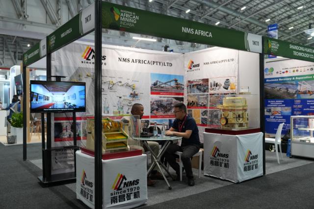 (260212) -- CAPE TOWN, Feb. 12, 2026 (Xinhua) -- People visit a Chinese company's booth at the mining exhibition of the Investing in African Mining Indaba 2026 in Cape Town, South Africa, Feb. 9, 2026. China-Africa cooperation can accelerate the technological transformation of Africa's mining sector, representatives of Chinese and international firms at the Investing in African Mining Indaba 2026 in Cape Town have said, citing Chinese expertise, green solutions and industrial partnerships as key enablers.
   TO GO WITH "Roundup: China-Africa cooperation can speed up African mining tech transformation: Indaba delegates" (Xinhua/Wang Lei)