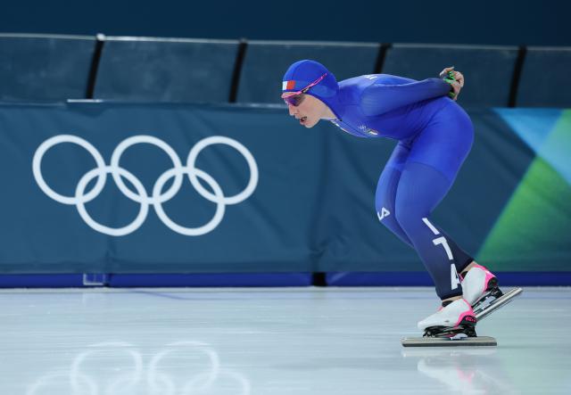 (260212) -- MILAN, Feb. 12, 2026 (Xinhua) -- Francesca Lollobrigida of Italy competes during the speed skating women's 5000m final at the Milan-Cortina 2026 Olympic Winter Games in Milan, Italy, Feb. 12, 2026. (Xinhua/Li Jing)