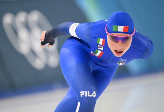 (260212) -- MILAN, Feb. 12, 2026 (Xinhua) -- Francesca Lollobrigida of Italy competes during the speed skating women's 5000m final at the Milan-Cortina 2026 Olympic Winter Games in Milan, Italy, Feb. 12, 2026. (Xinhua/Wu Wei)