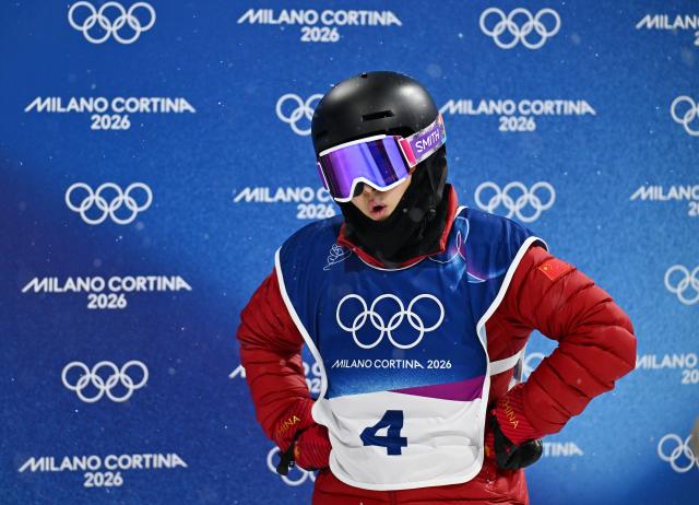 (260212) -- LIVIGNO, Feb. 12, 2026 (Xinhua) -- Cai Xuetong of China reacts during the women's snowboard halfpipe final at the Milan-Cortina 2026 Olympic Winter Games in Livigno, Italy, Feb. 12, 2026. (Xinhua/Zhang Hongxiang)