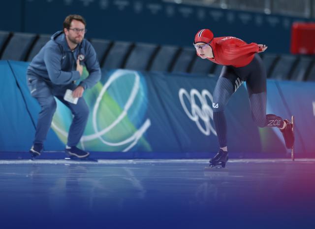 (260212) -- MILAN, Feb. 12, 2026 (Xinhua) -- Ragne Wiklund of Norway competes during the speed skating women's 5000m final at the Milan-Cortina 2026 Olympic Winter Games in Milan, Italy, Feb. 12, 2026. (Xinhua/Li Jing)