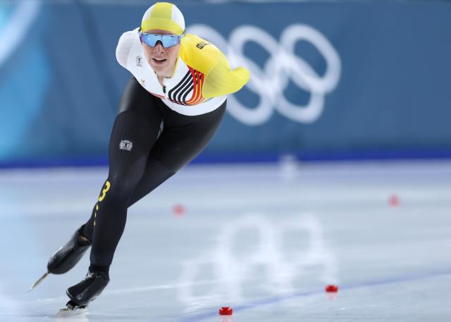 (260213) -- MILAN, Feb. 13, 2026 (Xinhua) -- Sandrine Tas of Belgium competes during the speed skating women's 5000m final at the Milan-Cortina 2026 Olympic Winter Games in Milan, Italy, Feb. 12, 2026. (Xinhua/Du Xiaoyi)