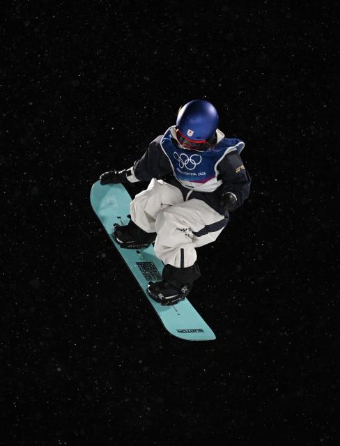 (260213) -- LIVIGNO, Feb. 13, 2026 (Xinhua) -- Ono Mitsuki of Japan competes during the women's snowboard halfpipe final at the Milan-Cortina 2026 Olympic Winter Games in Livigno, Italy, Feb. 12, 2026. (Xinhua/Xia Yifang)