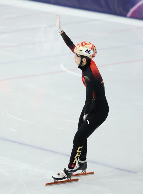 (260213) -- MILAN, Feb. 13, 2026 (Xinhua) -- Fan Kexin of China reacts after the short track speed skating women's 500m quarterfinal at the Milan-Cortina 2026 Olympic Winter Games in Milan, Italy, Feb. 12, 2026. (Xinhua/Li Ming)