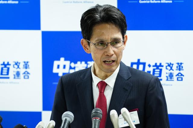 (260213) -- TOKYO, Feb. 13, 2026 (Xinhua) -- Takeshi Shina, a candidate of the Centrist Reform Alliance (CRA), speaks before the CRA leadership election in Tokyo, Japan, Feb. 13, 2026.
  Junya Ogawa was elected new leader of Japan's main opposition force, the CRA, on Friday. (Xinhua/Jia Haocheng)