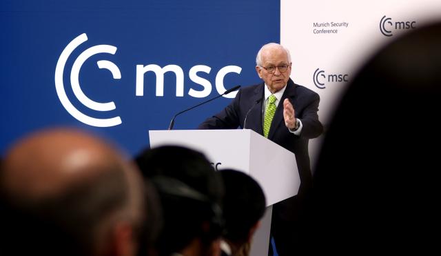 (260213) -- MUNICH, Feb. 13, 2026 (Xinhua) -- Chairman of the Munich Security Conference (MSC) Wolfgang Ischinger addresses the opening ceremony of the 62nd MSC in Munich, Germany, Feb. 13, 2026. The 62nd Munich Security Conference kicked off on Friday against the backdrop of deepening transatlantic tensions and an increasingly volatile geopolitical landscape. (Xinhua/Li Ying)