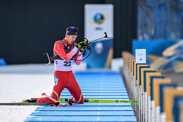 (260213) -- ANTERSELVA, Feb. 13, 2026 (Xinhua) -- Yan Xingyuan of China competes during the biathlon men's 10km sprint event at the Milan-Cortina 2026 Olympic Winter Games in Anterselva, Italy, Feb. 13, 2026. (Xinhua/Jiang Han)