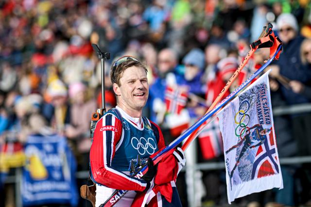 (260213) -- ANTERSELVA, Feb. 13, 2026 (Xinhua) -- Vetle Sjaastad Christiansen of Norway celebrates after the biathlon men's 10km sprint event at the Milan-Cortina 2026 Olympic Winter Games in Anterselva, Italy, Feb. 13, 2026. (Xinhua/Jiang Han)