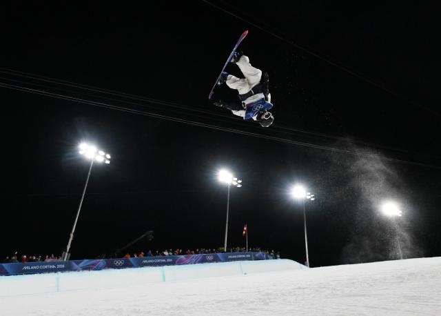 (260213) -- LIVIGNO, Feb. 13, 2026 (Xinhua) -- Yamada Ryusei of Japan competes during the men's snowboard halfpipe final at the Milan-Cortina 2026 Olympic Winter Games in Livigno, Italy, Feb. 13, 2026. (Xinhua/Xia Yifang)
