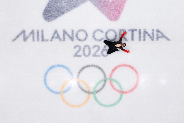 (260214) -- MILAN, Feb. 14, 2026 (Xinhua) -- Kevin Aymoz of France performs during the men's single skating free skating of figure skating event at the Milan-Cortina 2026 Olympic Winter Games in Milan, Italy, Feb. 13, 2026. (Xinhua/Chen Yichen)