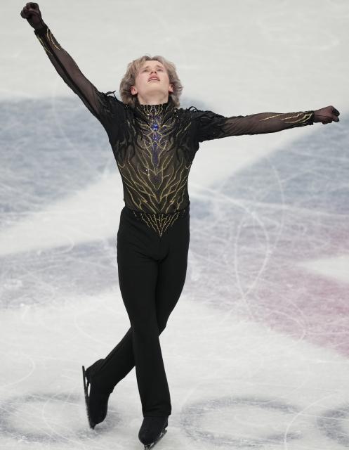 (260214) -- MILAN, Feb. 14, 2026 (Xinhua) -- Ilia Malinin of the United States performs during the men's single skating free skating of figure skating event at the Milan-Cortina 2026 Olympic Winter Games in Milan, Italy, Feb. 13, 2026. (Xinhua/Xue Yuge)