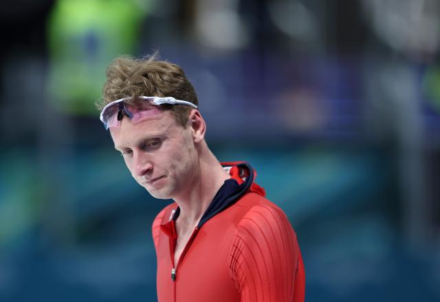 (260214) -- MILAN, Feb. 14, 2026 (Xinhua) -- Sander Eitrem of Norway reacts after his competition during the speed skating men's 10000m event at the Milan-Cortina 2026 Olympic Winter Games in Milan, Italy, Feb. 13, 2026. (Xinhua/Li Jing)