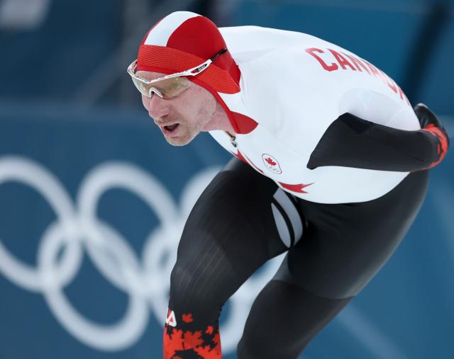 (260214) -- MILAN, Feb. 14, 2026 (Xinhua) -- Canada's Ted-Jan Bloemen competes during the speed skating men's 10000m event at the Milan-Cortina 2026 Olympic Winter Games in Milan, Italy, Feb. 13, 2026. (Xinhua/Li Jing)