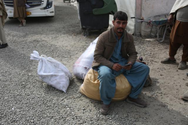 (260214) -- KABUL, Feb. 14, 2026 (Xinhua) -- An Afghan refugee is pictured at a makeshift refugee camp in Kabul, Afghanistan, Feb. 14, 2026. Nearly 150,000 Afghans have returned from Iran and Pakistan so far this year, the United Nations High Commissioner for Refugees (UNHCR) said on Friday, adding to an already unprecedented wave of returns that is deepening a humanitarian crisis in the country amid severe winter conditions. (Photo by Saifurahman Safi/Xinhua)
