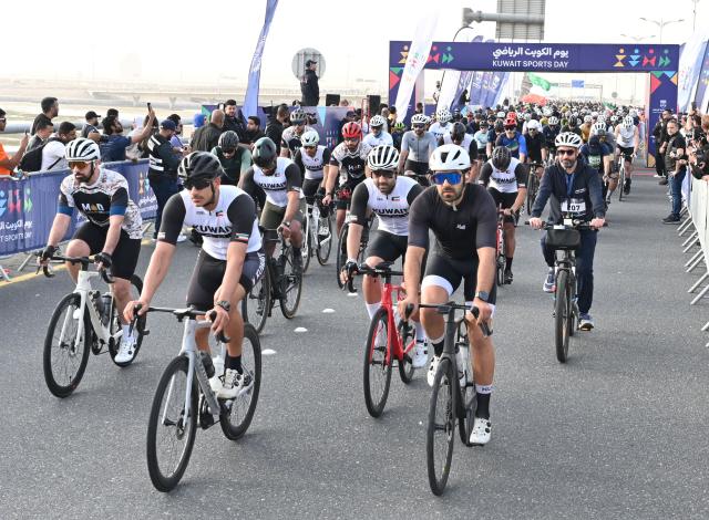 (260214) -- KUWAIT CITY, Feb. 14, 2026 (Xinhua) -- People participate in the Sports Day event in Kuwait City, Kuwait, Feb. 14, 2026. (Photo by Asad/Xinhua)