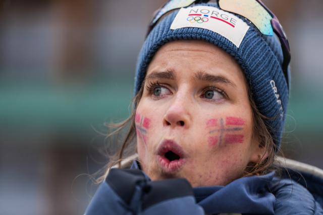 (260214) -- TESERO, Feb. 14, 2026 (Xinhua) -- Kristin Austgulen Fosnaes of Norway waits for the result of the cross-country skiing women's 4x7.5km relay match at the Milan-Cortina 2026 Olympic Winter Games in Tesero, Italy, Feb. 14, 2026. (Xinhua/Peng Ziyang)