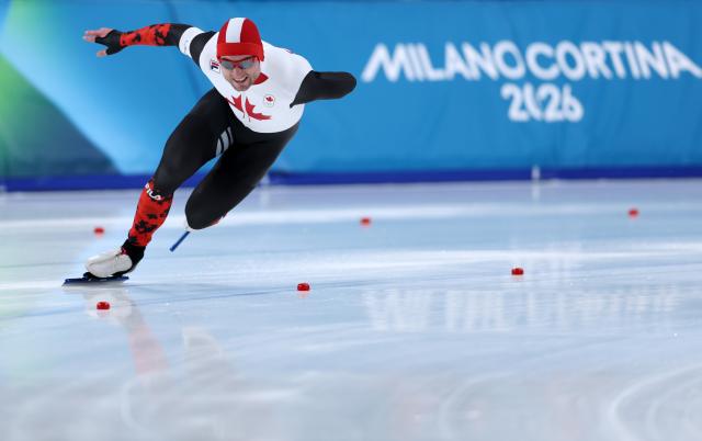 (260214) -- MILAN, Feb. 14, 2026 (Xinhua) -- Laurent Dubreuil of Canada competes during the speed skating men's 500m final at the Milan-Cortina 2026 Olympic Winter Games in Milan, Italy, Feb. 14, 2026. (Xinhua/Du Xiaoyi)