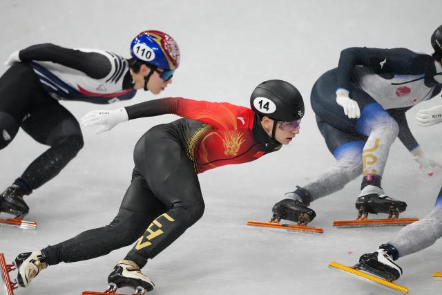 (260214) -- MILAN, Feb. 14, 2026 (Xinhua) -- Liu Shaoang (2nd L) of China competes during the short track speed skating men's 1500m semifinal at the Milan-Cortina 2026 Olympic Winter Games in Milan, Italy, Feb. 14, 2026. (Xinhua/Xue Yuge)