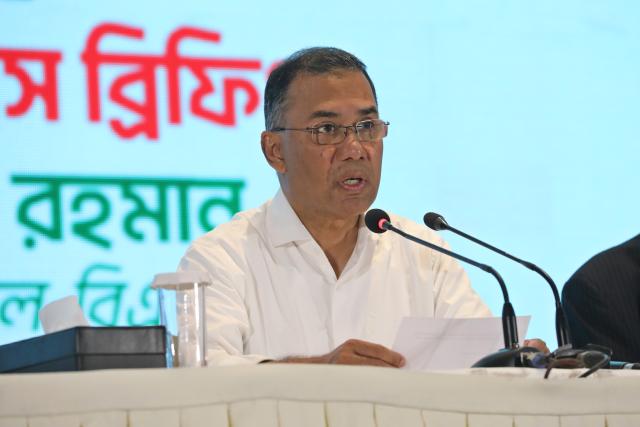 (260215) -- DHAKA, Feb. 15, 2026 (Xinhua) -- Chairman of the Bangladesh Nationalist Party (BNP) Tarique Rahman speaks at a news briefing in Dhaka, Bangladesh, Feb. 14, 2026. Tarique Rahman said on Saturday that China has long been regarded as an important development partner of Bangladesh and expressed hope that the two countries will continue to work together for common development. (Photo by Habibur Rahman/Xinhua)