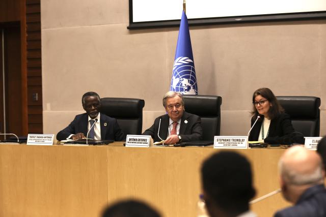 (260215) -- ADDIS ABABA, Feb. 15, 2026 (Xinhua) -- United Nations (UN) Secretary-General Antonio Guterres (C) addresses the media on the sidelines of the 39th African Union (AU) Summit at the AU headquarters in Addis Ababa, Ethiopia, Feb. 14, 2026. (Xinhua/Geng Xinning)