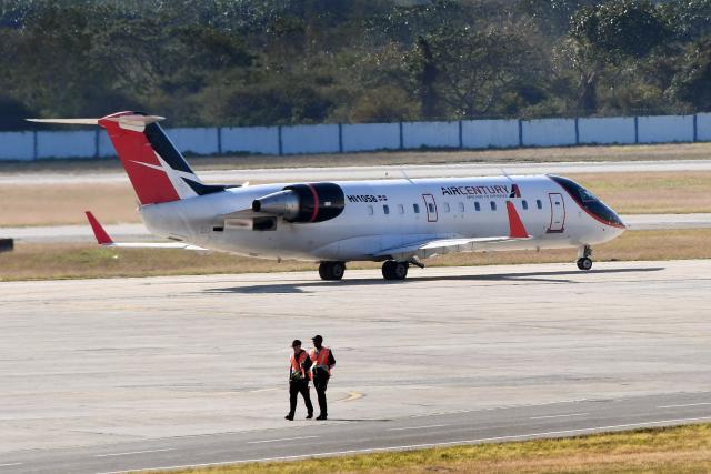 (260215) -- HAVANA, Feb. 15, 2026 (Xinhua) -- A plane is seen at the Jose Marti International Airport in Havana, Cuba, Feb. 14, 2026. (Photo by Joaquin Hernandez/Xinhua)