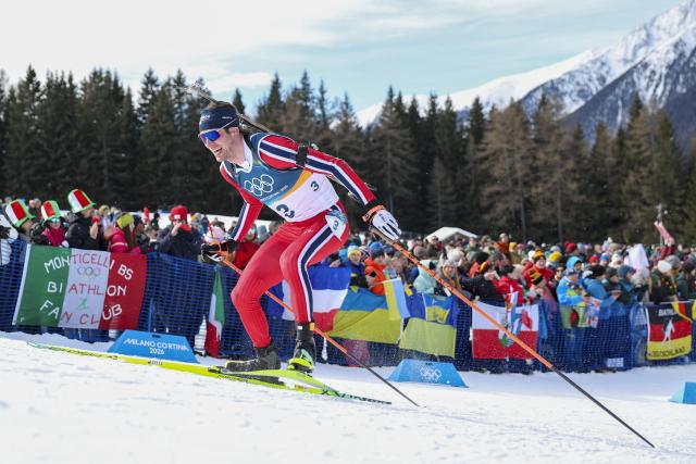 (260215) -- ANTERSELVA, Feb. 15, 2026 (Xinhua) -- Sturla Holm Laegreid of Norway competes during the biathlon Men's 12.5km Pursuit at the 2026 Milan-Cortina Winter Olympics in Anterselva, Italy, Feb. 15, 2026. (Xinhua/Zhang Tao)