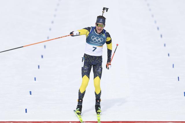(260215) -- ANTERSELVA, Feb. 15, 2026 (Xinhua) -- Martin Ponsiluoma of Sweden crosses the finish line during the biathlon Men's 12.5km Pursuit at the 2026 Milan-Cortina Winter Olympics in Anterselva, Italy, Feb. 15, 2026. (Xinhua/Zhang Tao)