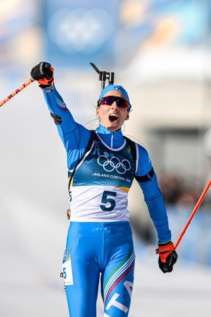 (260215) -- ANTERSELVA), Feb. 15, 2026 (Xinhua) -- Lisa Vittozzi of Italy celebrates after the biathlon women's 10km pursuit at the 2026 Milan-Cortina Winter Olympics in Anterselva, Italy, Feb. 15, 2026. (Xinhua/Jiang Han)