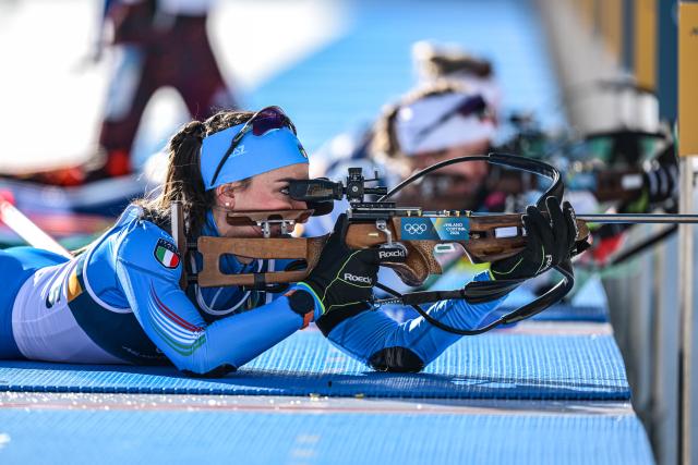 (260215) -- ANTERSELVA), Feb. 15, 2026 (Xinhua) -- Lisa Vittozzi of Italy competes during the biathlon women's 10km pursuit at the 2026 Milan-Cortina Winter Olympics in Anterselva, Italy, Feb. 15, 2026. (Xinhua/Jiang Han)