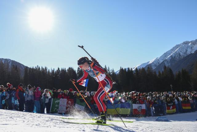 (260215) -- ANTERSELVA), Feb. 15, 2026 (Xinhua) -- Maren Kirkeeide of Norway competes during the biathlon women's 10km pursuit at the 2026 Milan-Cortina Winter Olympics in Anterselva, Italy, Feb. 15, 2026. (Xinhua/Zhang Tao)