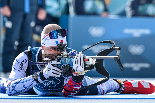 (260215) -- ANTERSELVA, Feb. 15, 2026 (Xinhua) -- Emilien Jacquelin of France competes during the biathlon men's 12.5km pursuit at the 2026 Milan-Cortina Winter Olympics in Anterselva, Italy, Feb. 15, 2026. (Xinhua/Jiang Han)