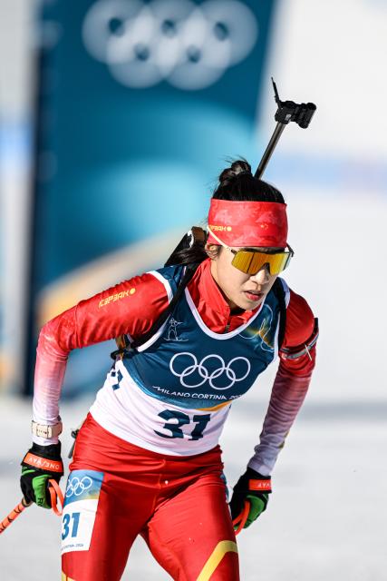 (260215) -- ANTERSELVA), Feb. 15, 2026 (Xinhua) -- Chu Yuanmeng of China competes during the biathlon women's 10km pursuit at the 2026 Milan-Cortina Winter Olympics in Anterselva, Italy, Feb. 15, 2026. (Xinhua/Jiang Han)