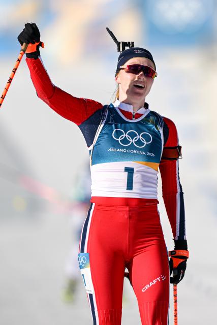 (260215) -- ANTERSELVA), Feb. 15, 2026 (Xinhua) -- Maren Kirkeeide of Norway celebrates after the biathlon women's 10km pursuit at the 2026 Milan-Cortina Winter Olympics in Anterselva, Italy, Feb. 15, 2026. (Xinhua/Jiang Han)