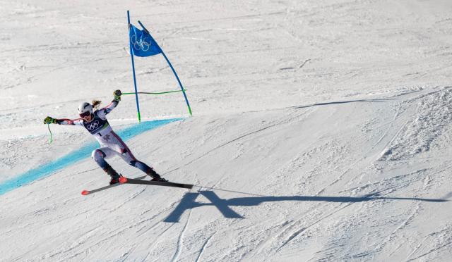 (260215) -- CORTINA D'AMPEZZO, Feb. 15, 2026 (Xinhua) -- Thea Louise Stjernesund of Norway competes during the alpine skiing women's giant slalom run 2 at the Milan-Cortina 2026 Olympic Winter Games in Cortina, Italy, Feb. 15, 2026. (Xinhua/Fei Maohua)
