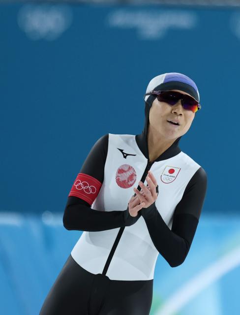 (260215) -- MILAN, Feb. 15, 2026 (Xinhua) -- Takagi Miho of Japan reacts after the speed skating women's 500m final match at the Milan-Cortina 2026 Olympic Winter Games in Milan, Italy, Feb. 15, 2026. (Xinhua/Li Jing)